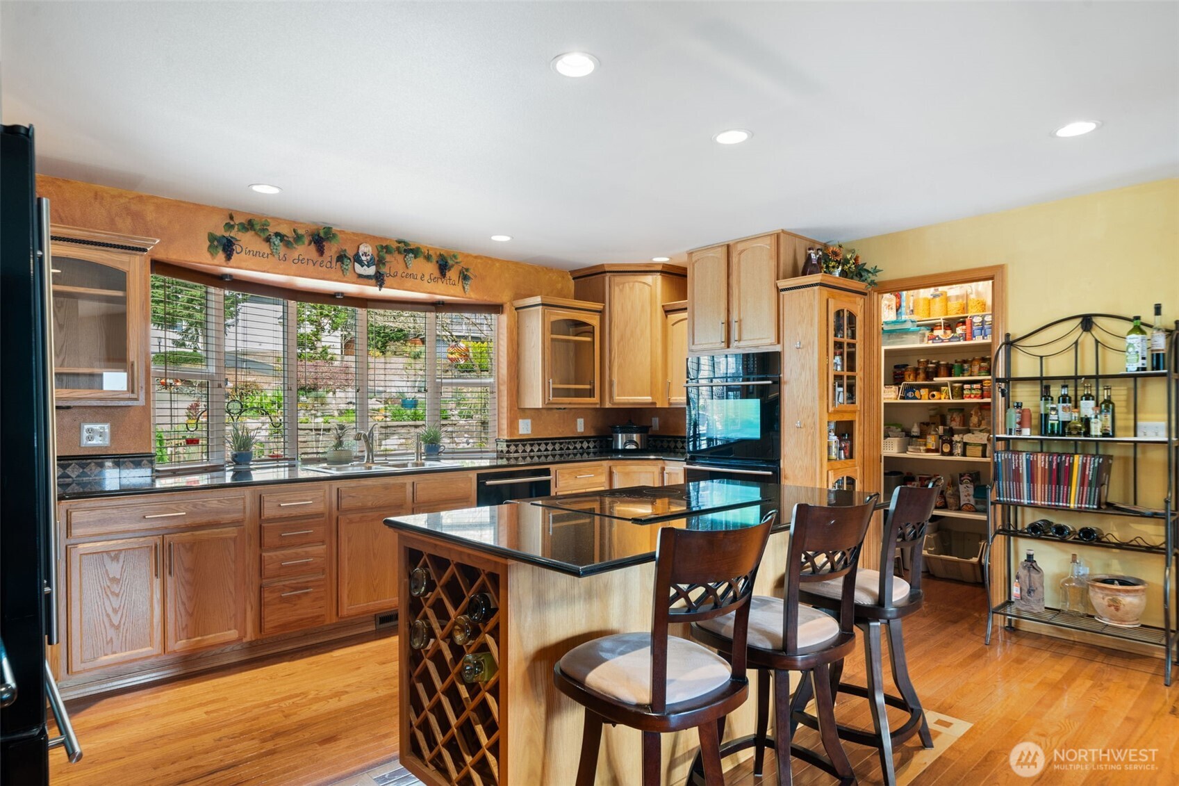341 E Rainier Court , Allyn, WA 98524
