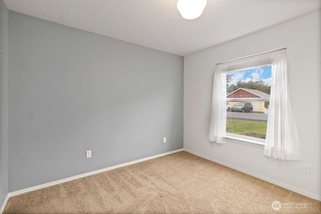 26209 N Place , Ocean Park, WA 98640