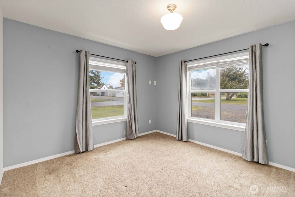 26209 N Place , Ocean Park, WA 98640