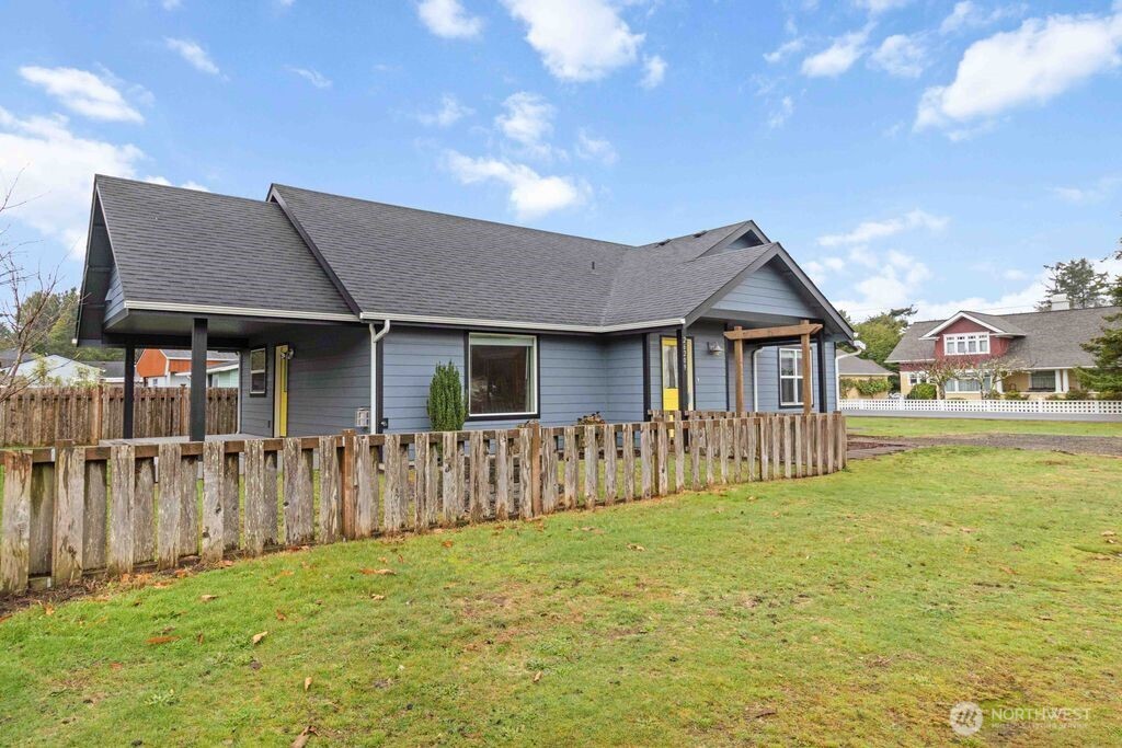 26209 N Place , Ocean Park, WA 98640