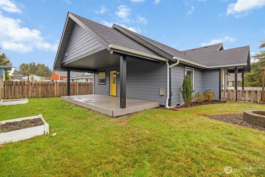 26209 N Place , Ocean Park, WA 98640