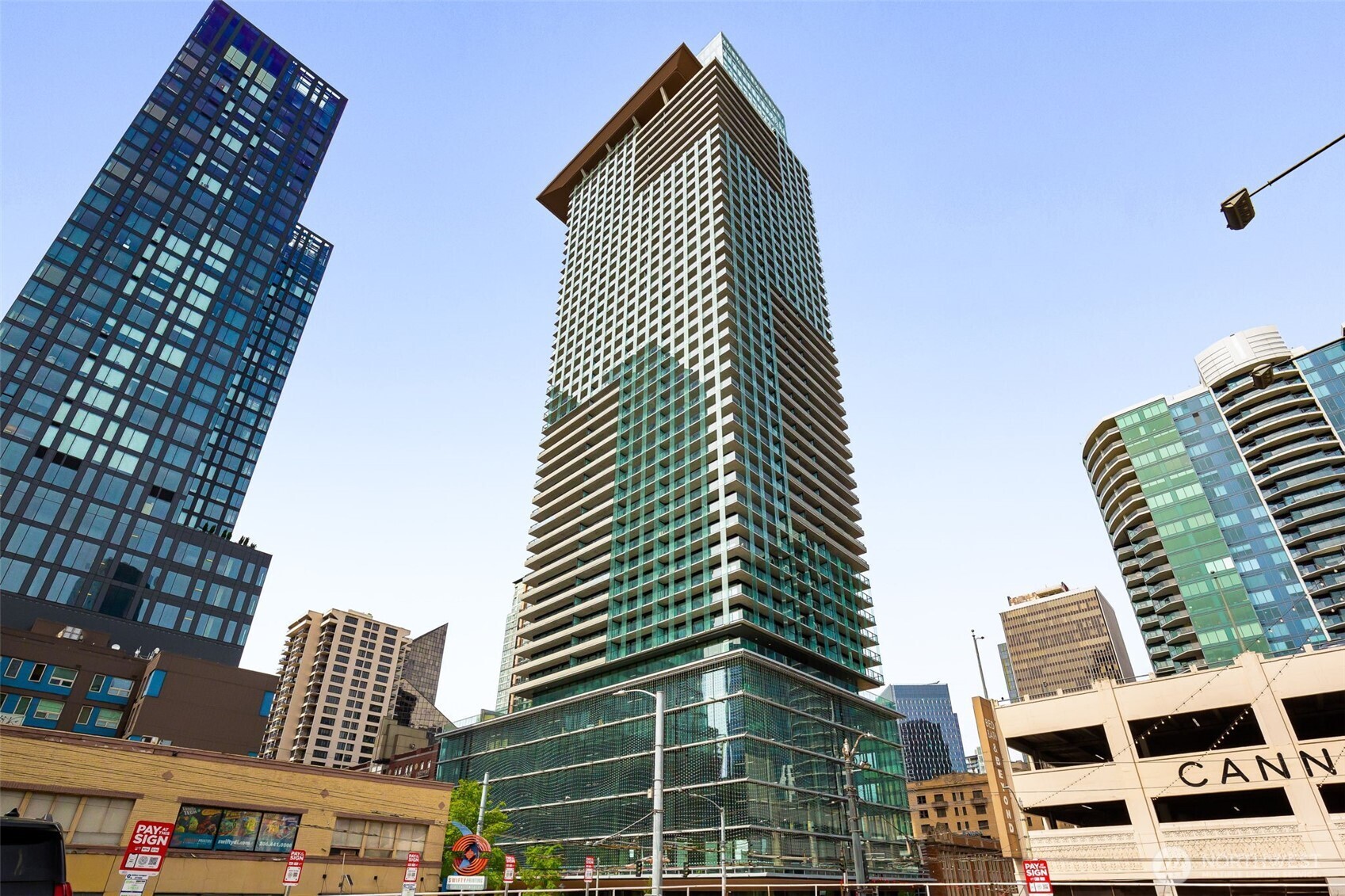 300 Virginia St #P-222, Seattle, WA 98121-9810