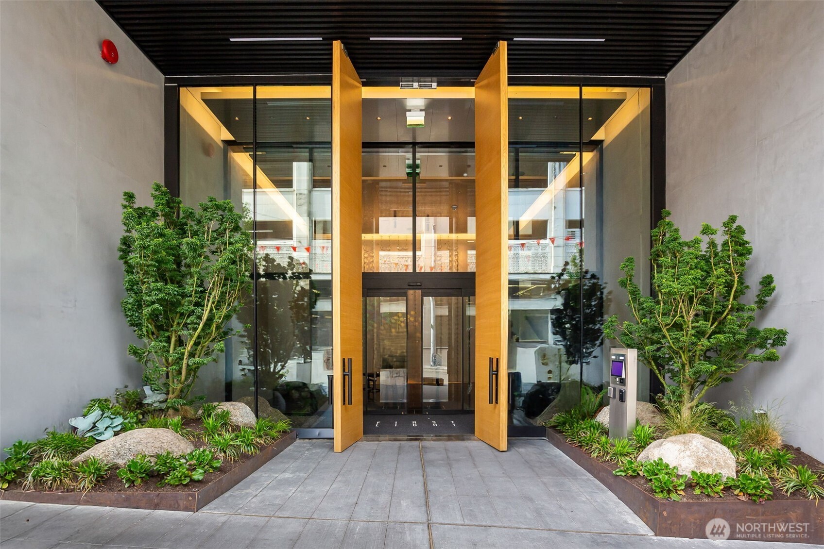 300 Virginia St #P-160, Seattle, WA 98121-9810