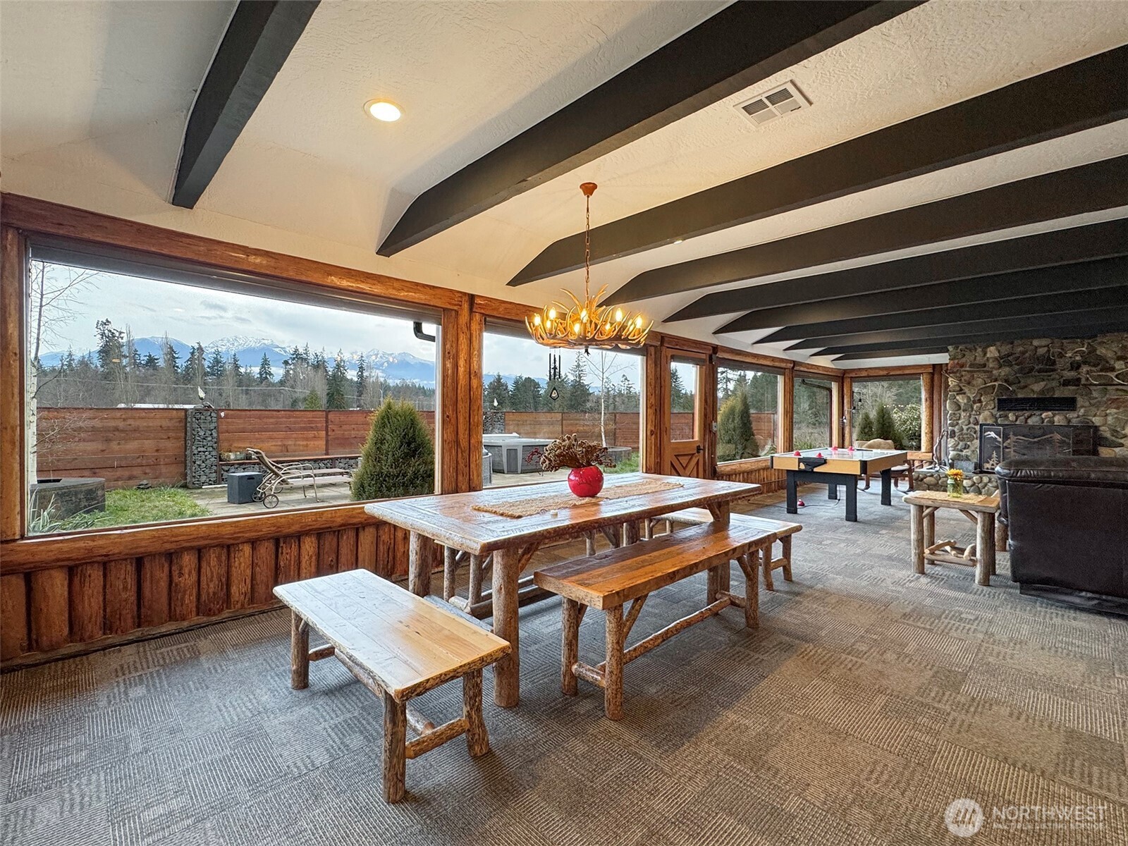 127 Lake Farm Road , Port Angeles, WA 98362