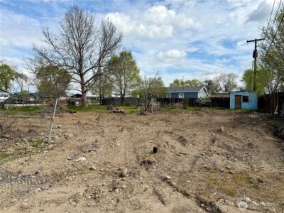9917 NE Highland Dr , Moses Lake, WA 98837 - Photo 11