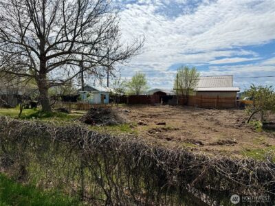 9917 NE Highland Dr , Moses Lake, WA 98837 - Photo 3