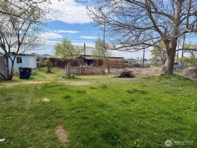 9917 NE Highland Dr , Moses Lake, WA 98837 - Photo 5