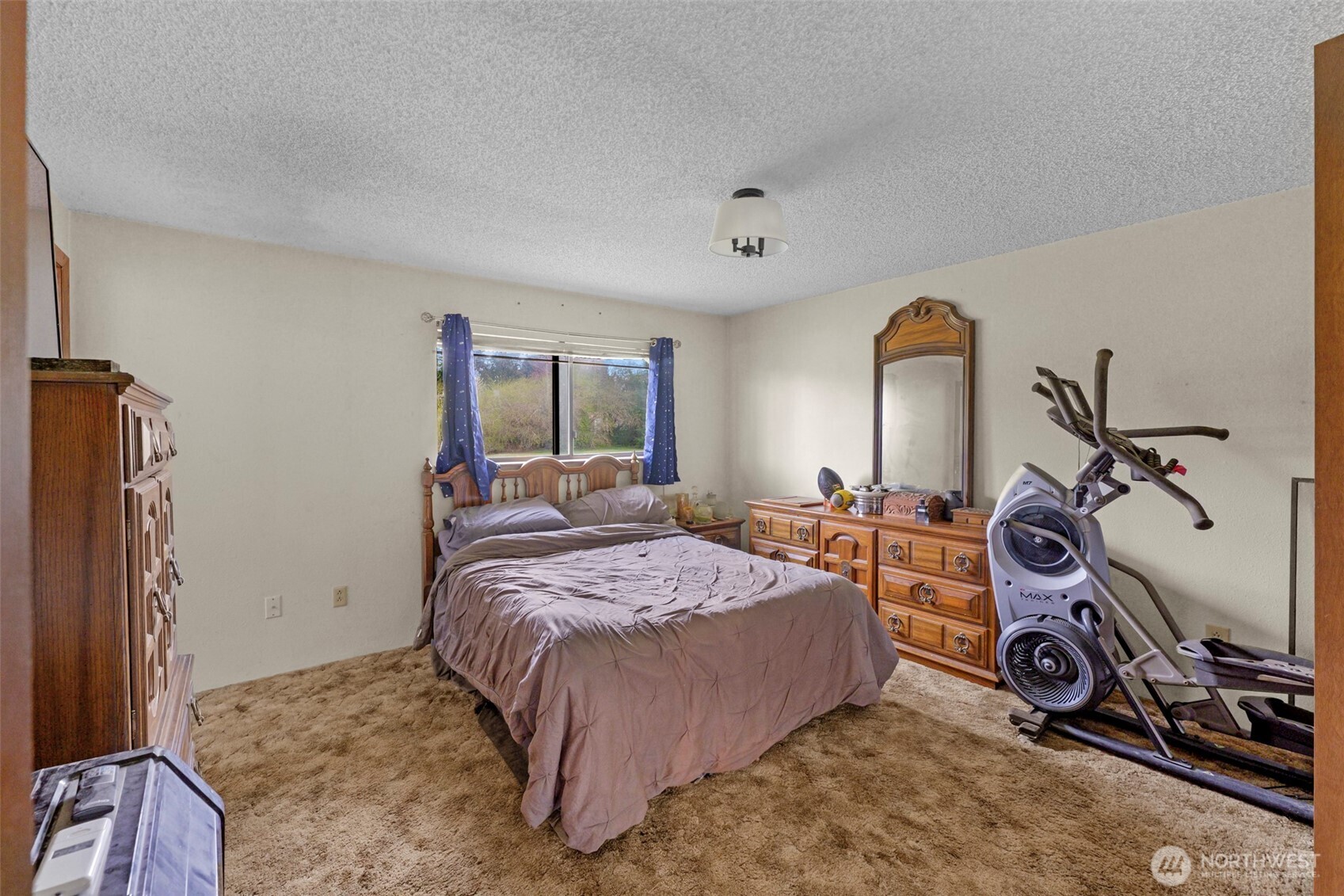 12410 36th Avenue E, Tacoma, WA 98446