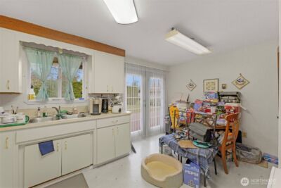 12410 36th Avenue E, Tacoma, WA 98446 - Photo 29