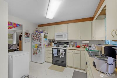 12410 36th Avenue E, Tacoma, WA 98446 - Photo 30