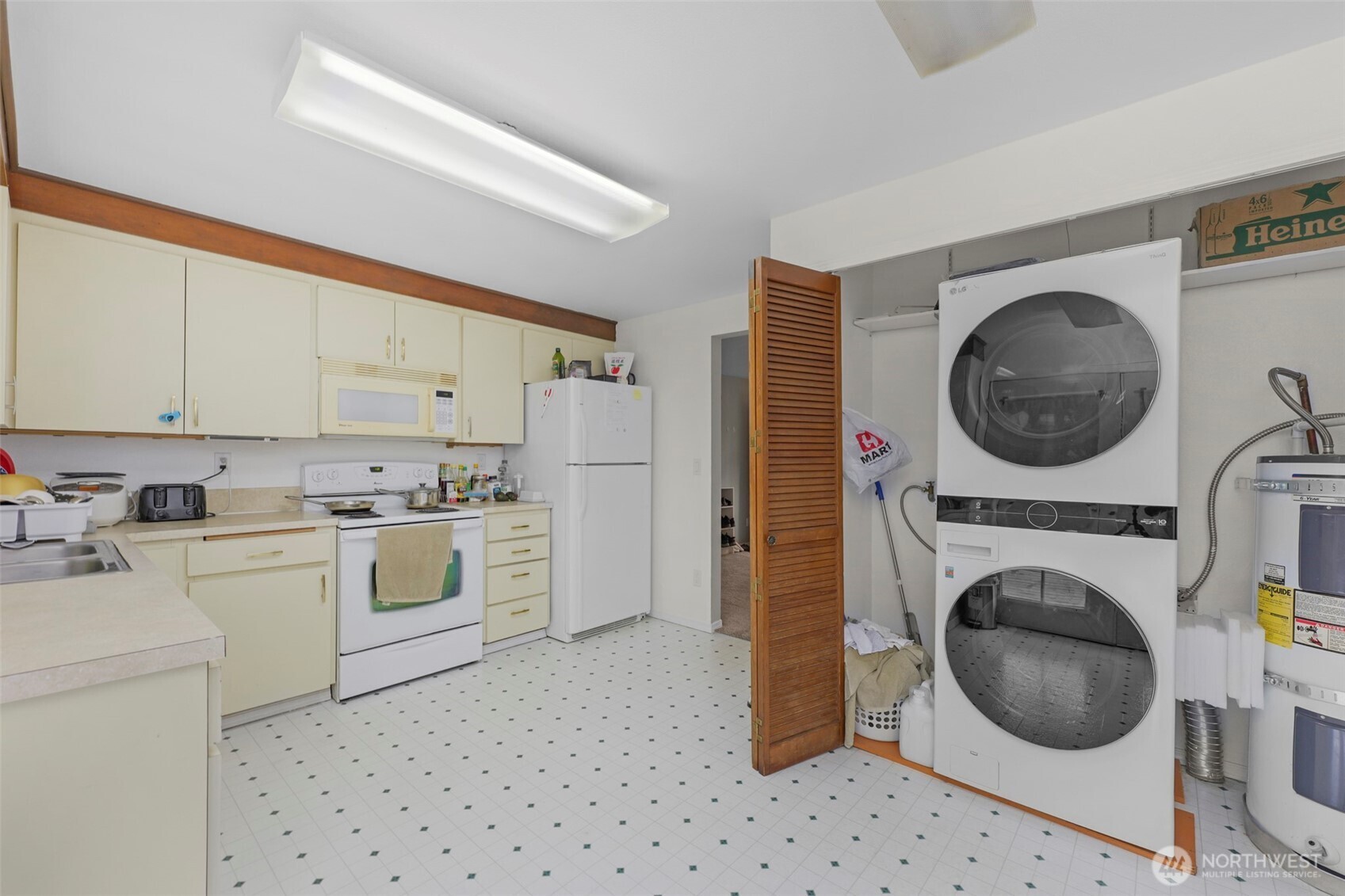 12410 36th Avenue E, Tacoma, WA 98446