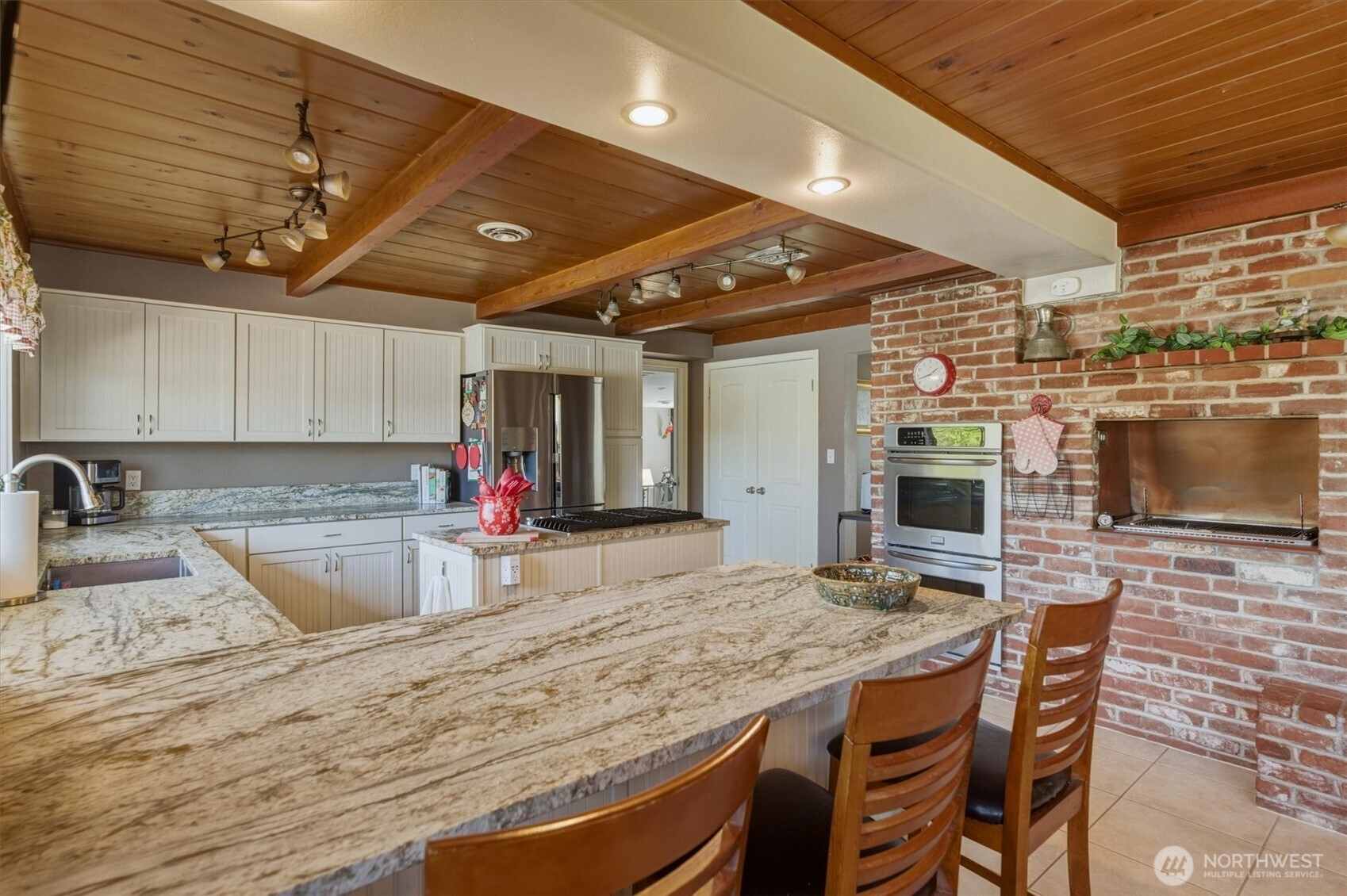 2820 Maryland Street , Longview, WA 98632