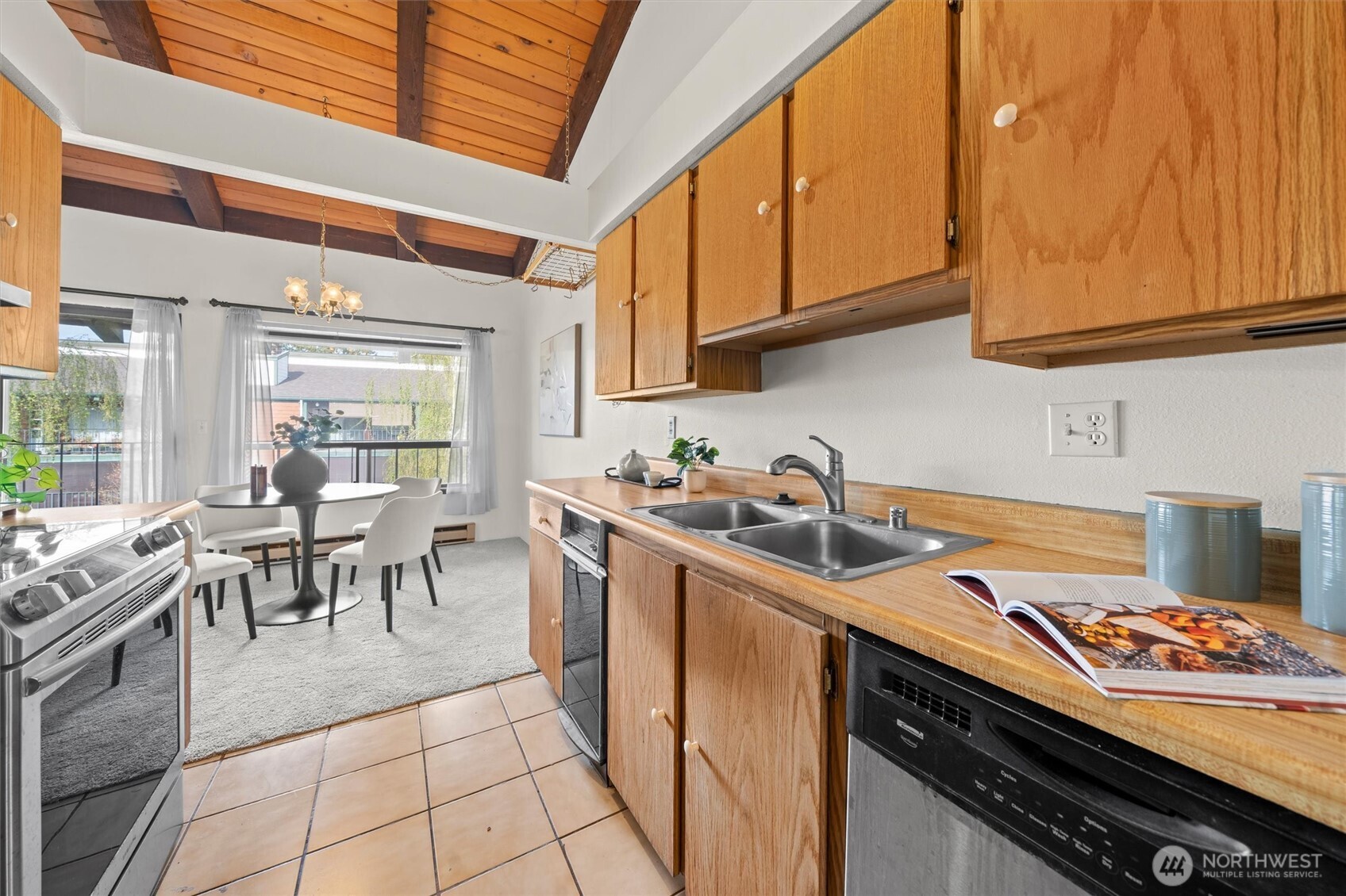 7305 N Skyview Place #G-303, Tacoma, WA 98406