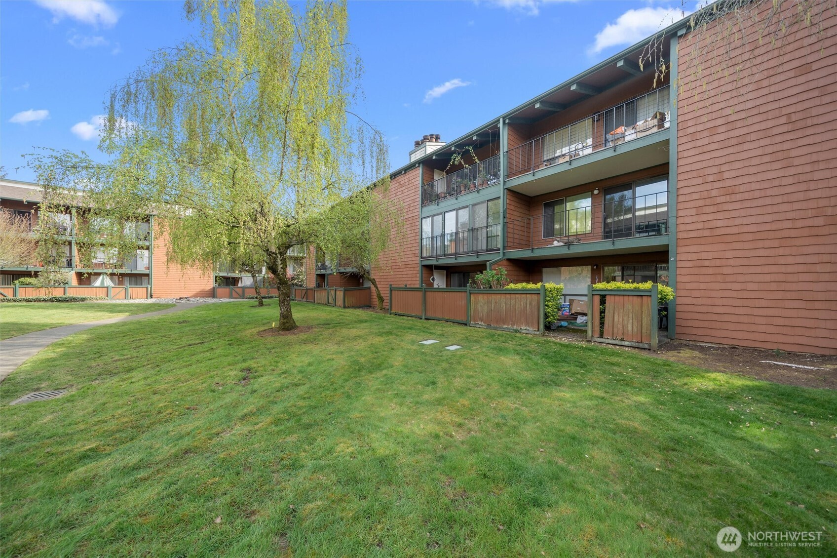 7305 N Skyview Place #G-303, Tacoma, WA 98406