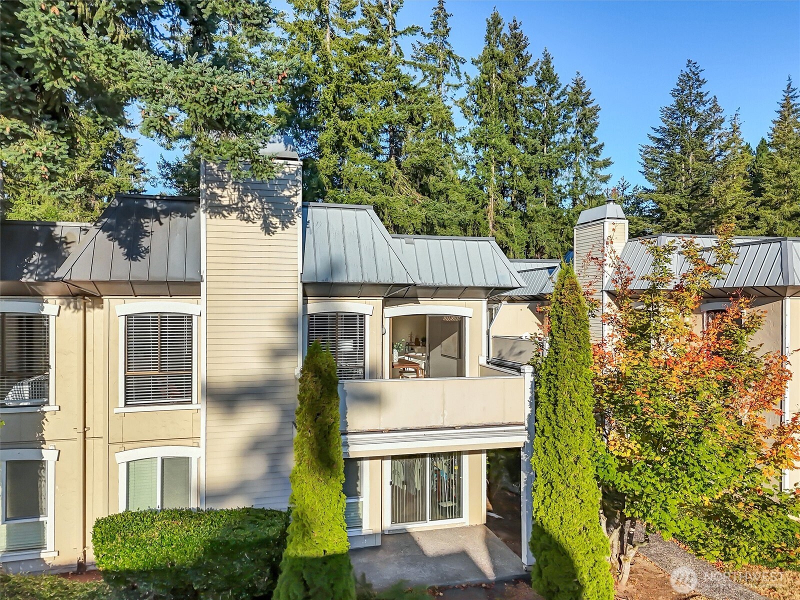 10218 NE 16th Street #Q-7, Bellevue, WA 98004