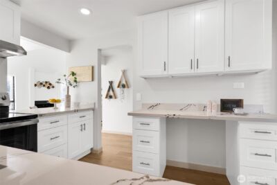 10218 NE 16th Street #Q-7, Bellevue, WA 98004 - Photo 12
