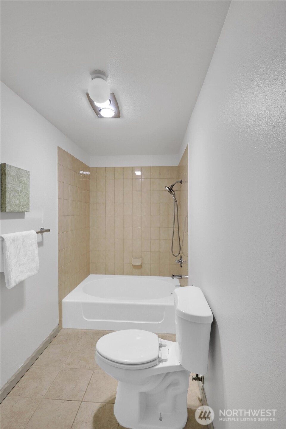 10218 NE 16th Street #Q-7, Bellevue, WA 98004
