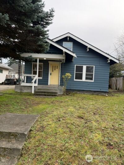 520 E Division Lane , Tacoma, WA 98404