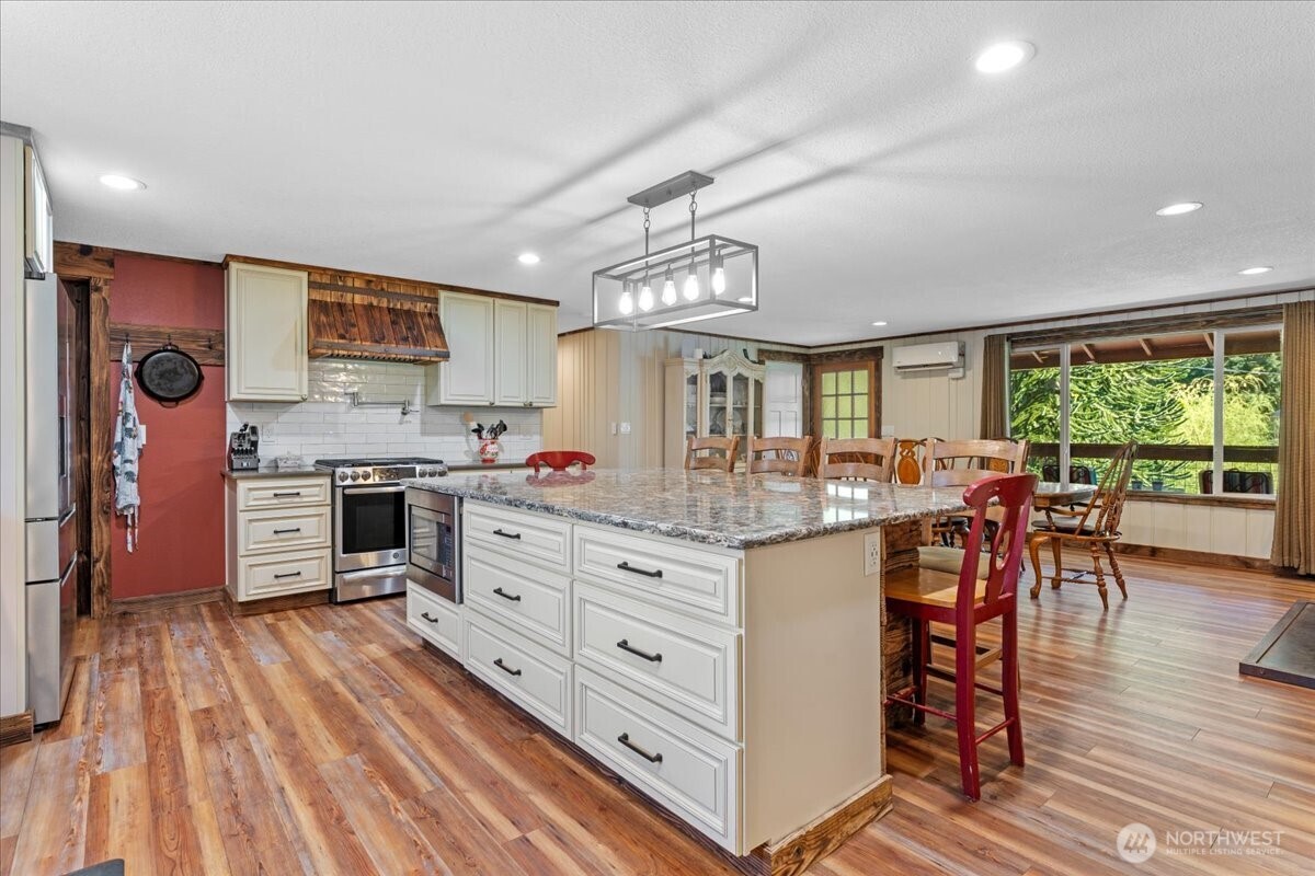 19910 NE 356th Street , Yacolt, WA 98675