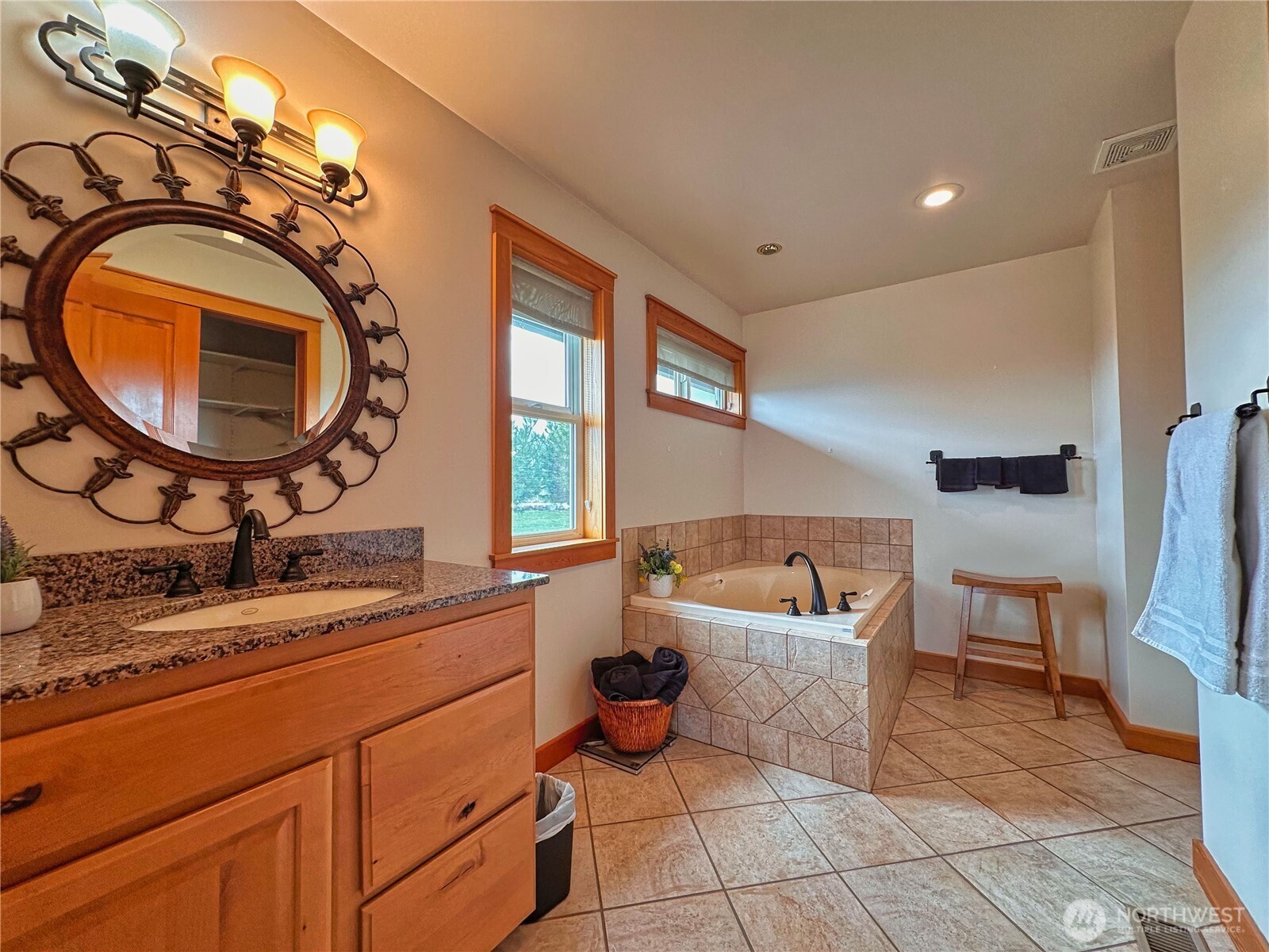 27 Scenic Drive , Brewster, WA 98812