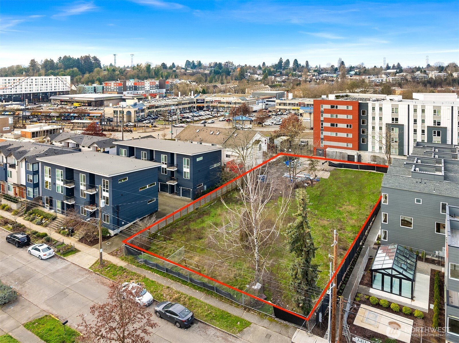 7001 42nd Avenue , Seattle, WA 98118