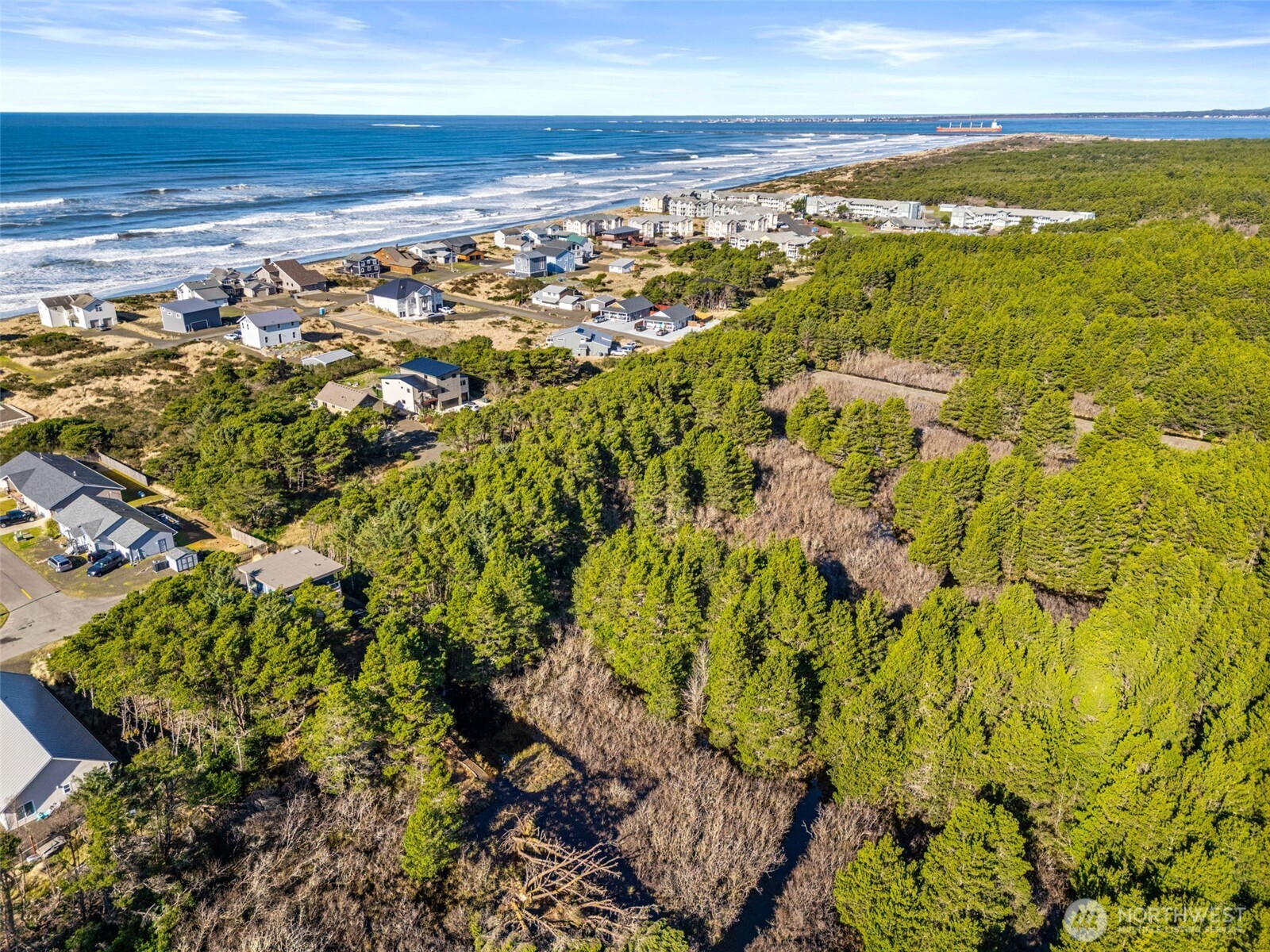 5 Gold Street , Westport, WA 98595