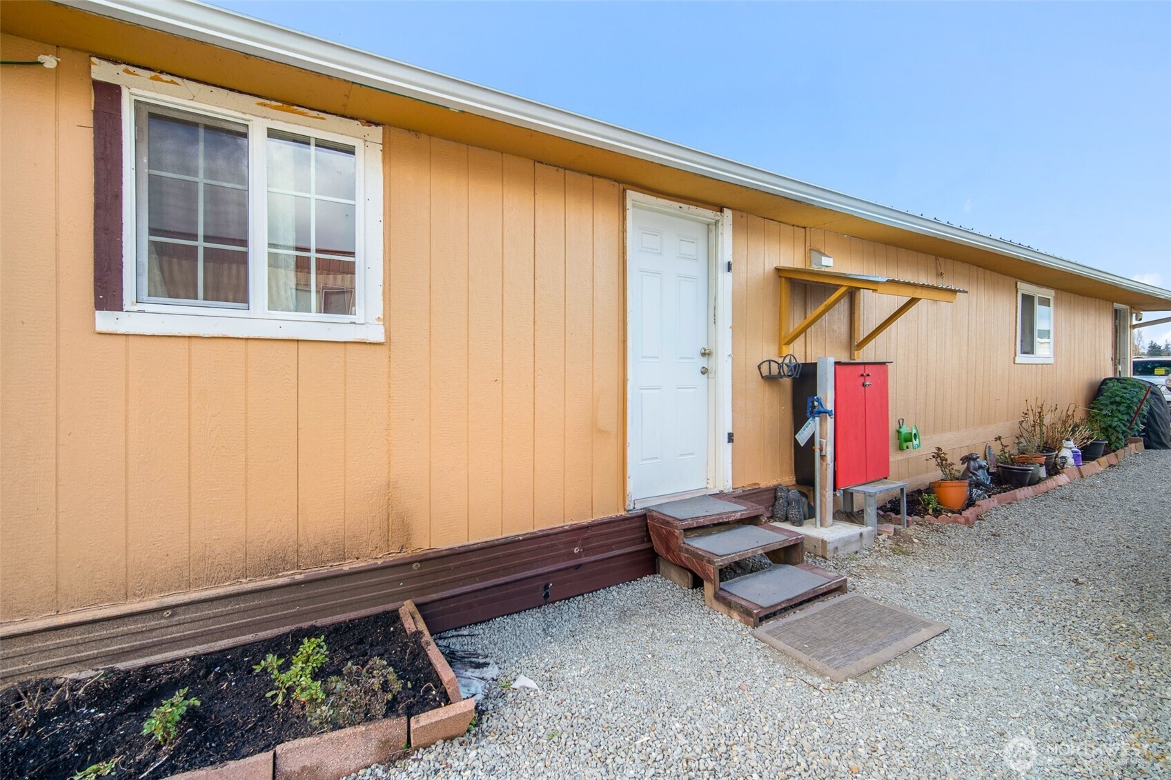 1400 N 30th Street #12, Mount Vernon, WA 98273