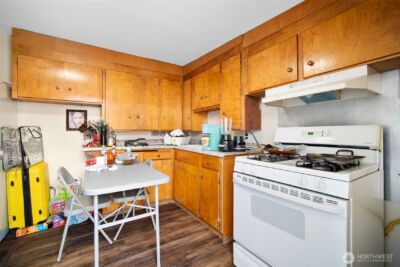 1400 N 30th Street #12, Mount Vernon, WA 98273 - Photo 10