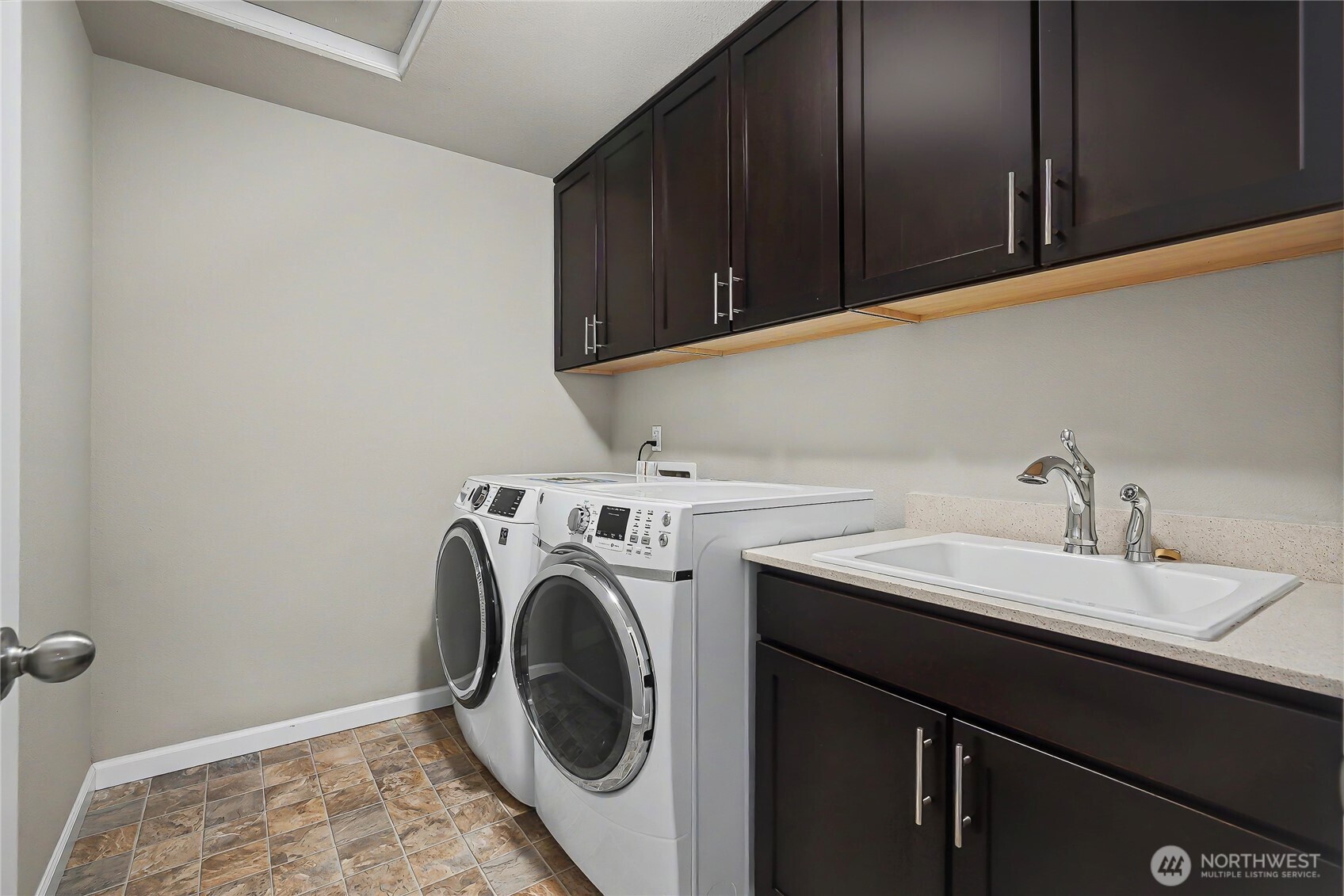 6013 S 302nd Street , Auburn, WA 98001