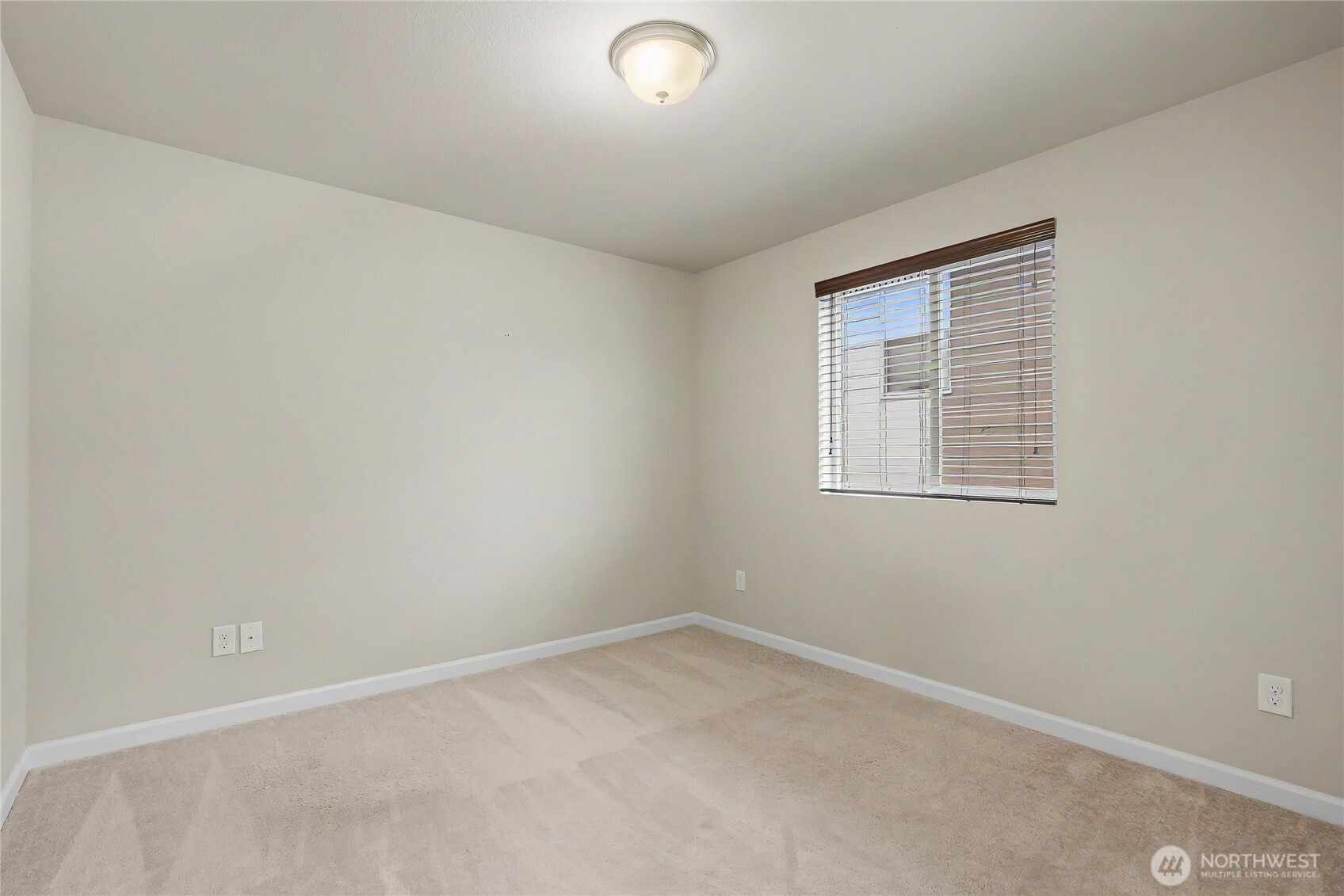 6013 S 302nd Street , Auburn, WA 98001