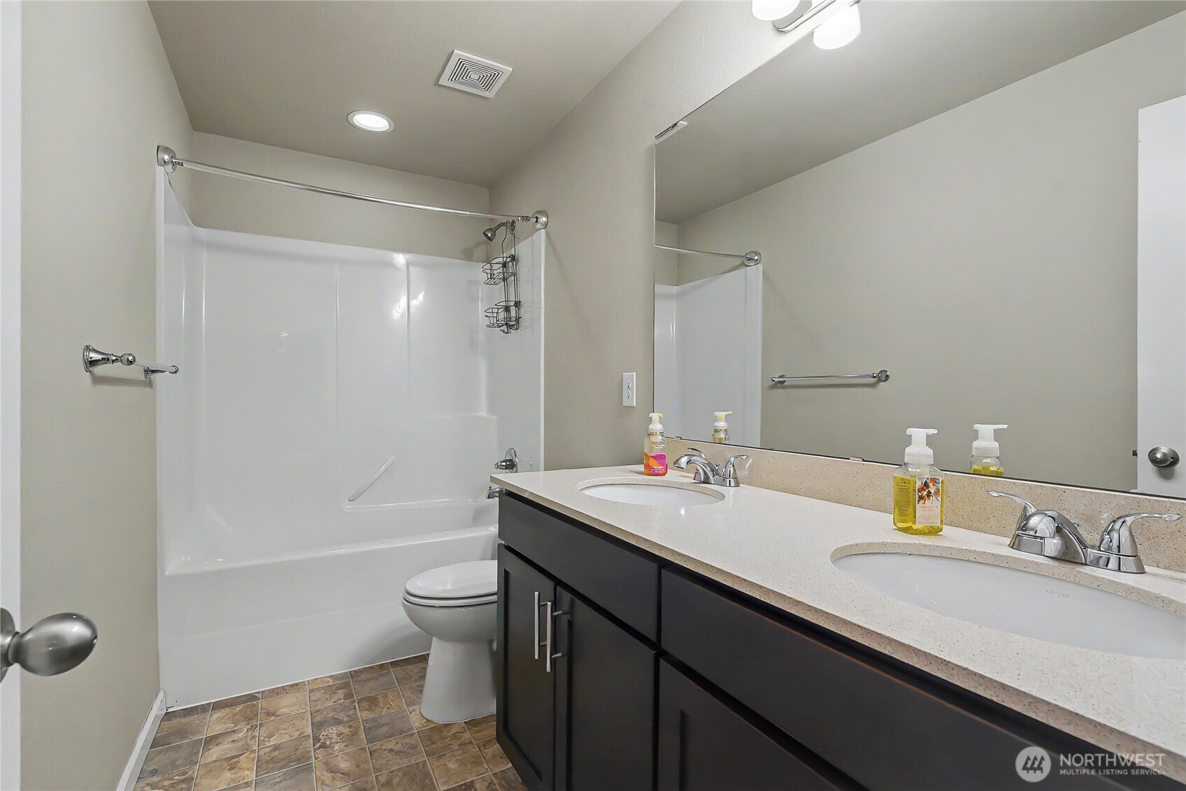 6013 S 302nd Street , Auburn, WA 98001