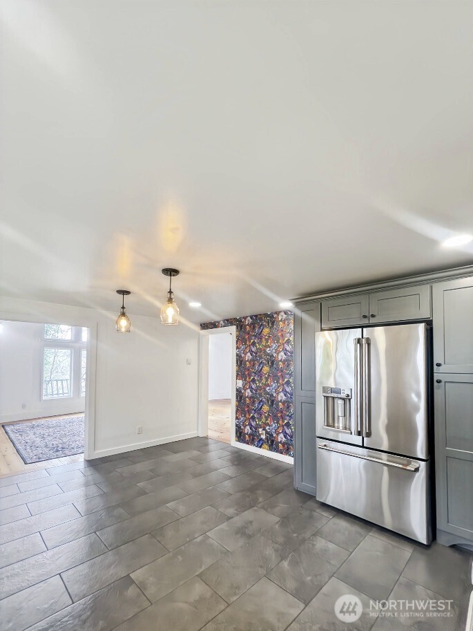 182 State Route 105 , Raymond, WA 98577