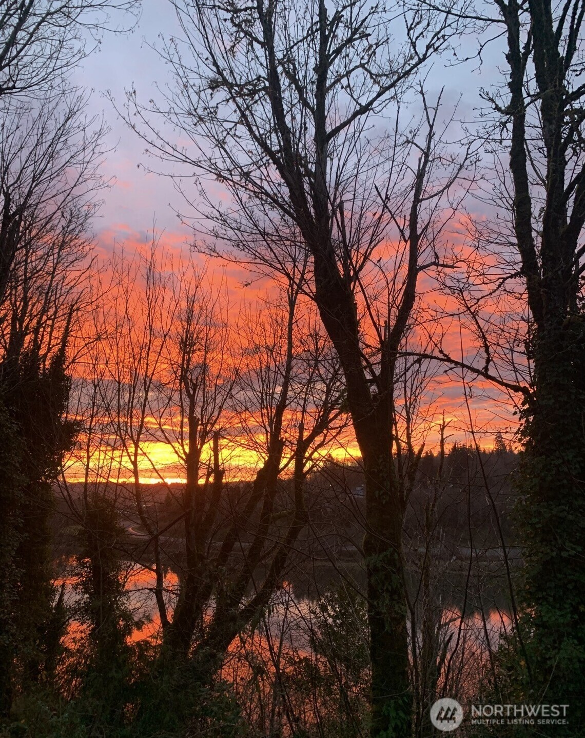 182 State Route 105 , Raymond, WA 98577