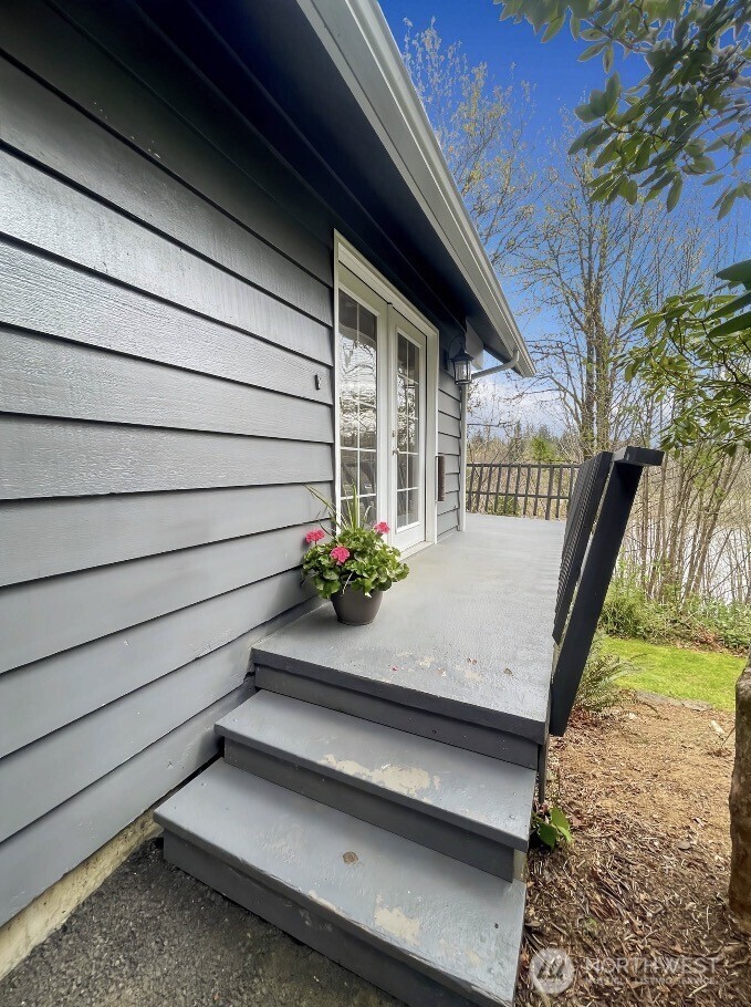 182 State Route 105 , Raymond, WA 98577