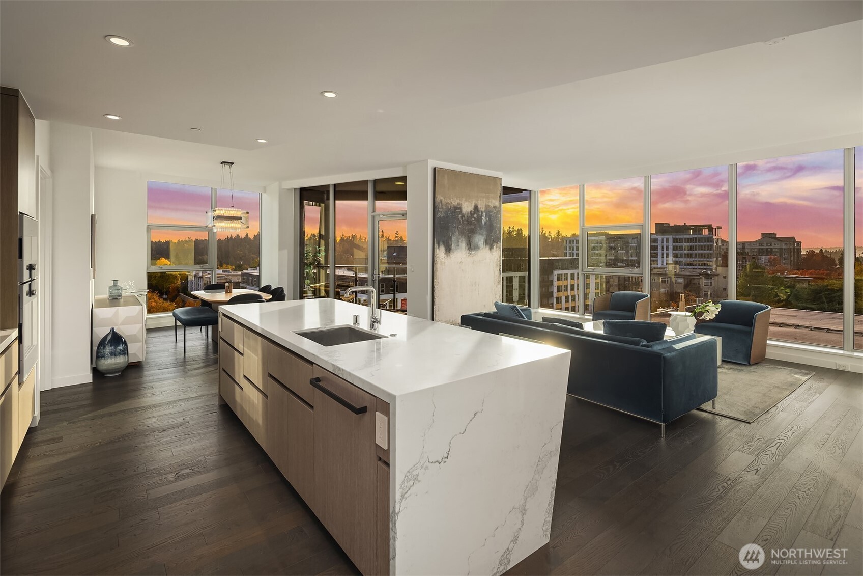 188 Bellevue Way NE #707, Bellevue, WA 98004