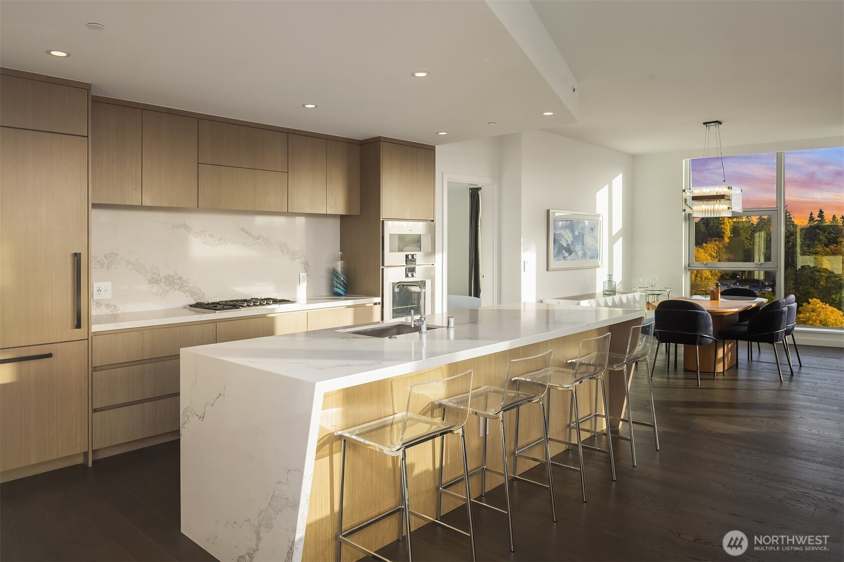 188 Bellevue Way NE #707, Bellevue, WA 98004