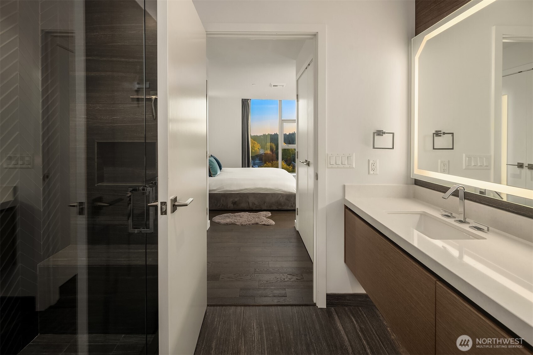 188 Bellevue Way NE #707, Bellevue, WA 98004