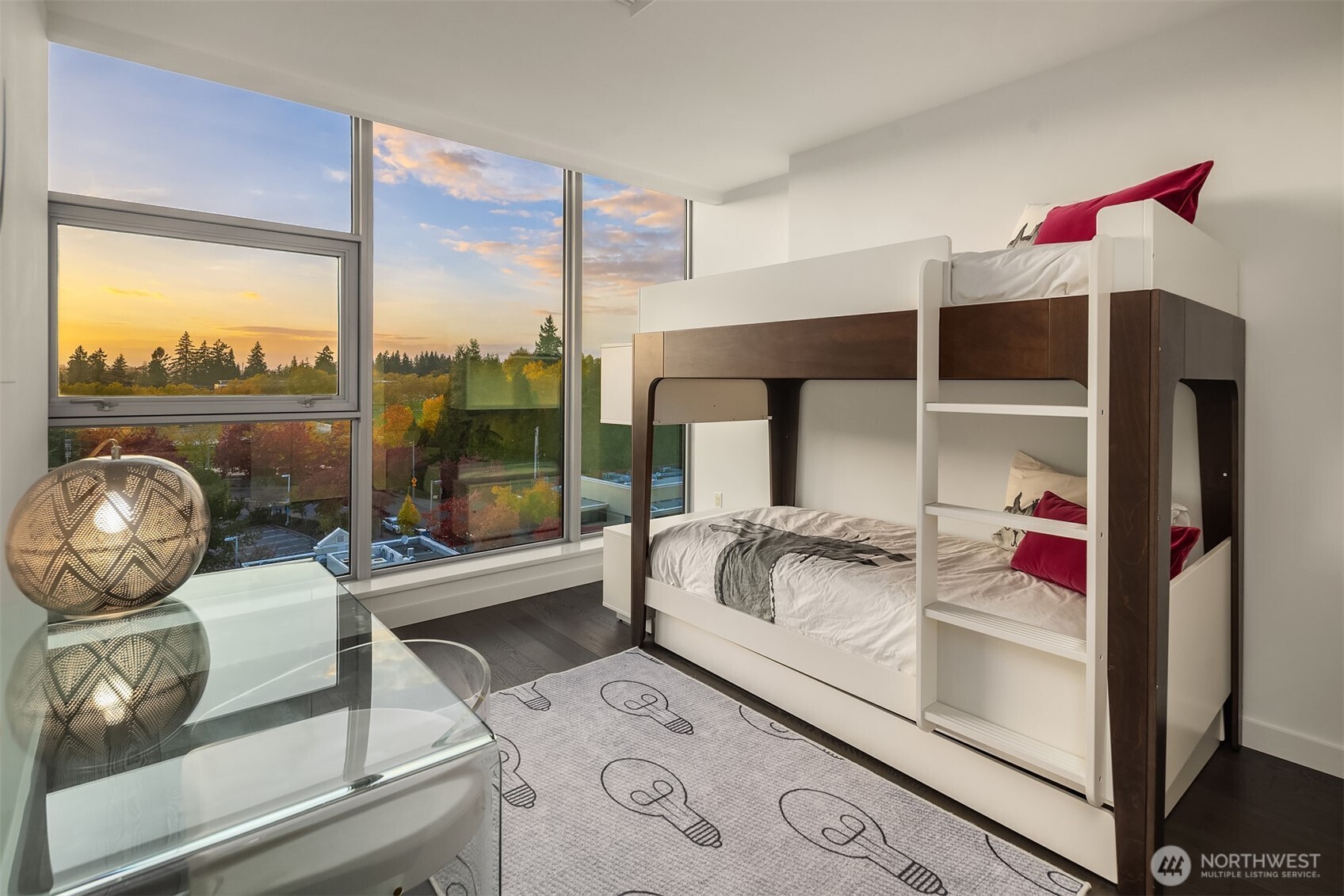 188 Bellevue Way NE #707, Bellevue, WA 98004