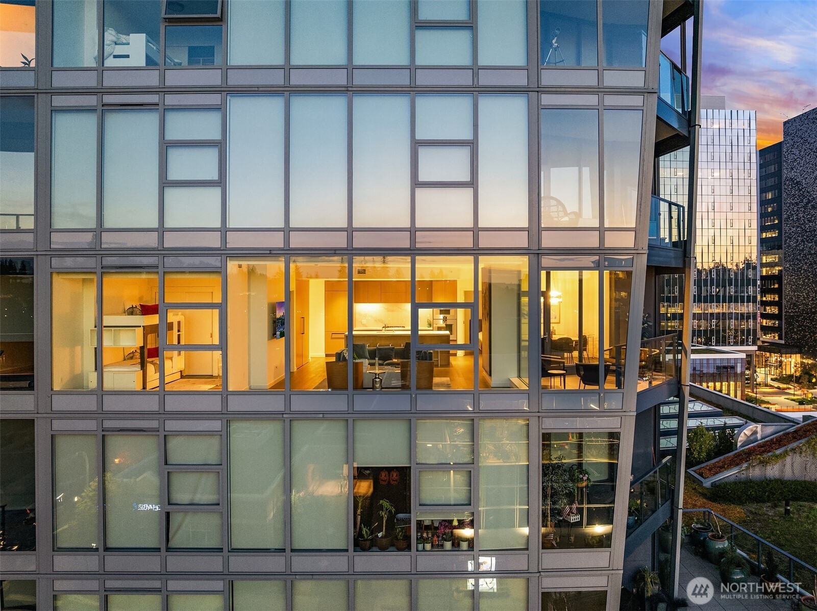 188 Bellevue Way NE #707, Bellevue, WA 98004