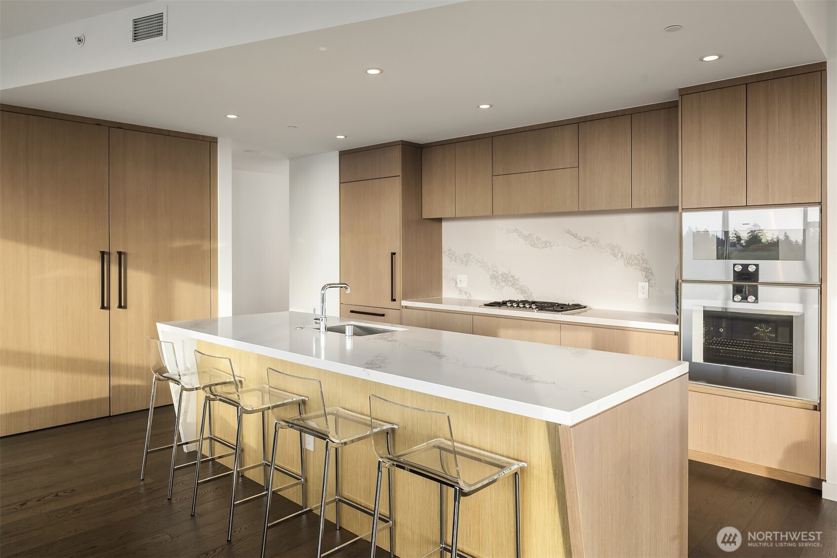 188 Bellevue Way NE #707, Bellevue, WA 98004