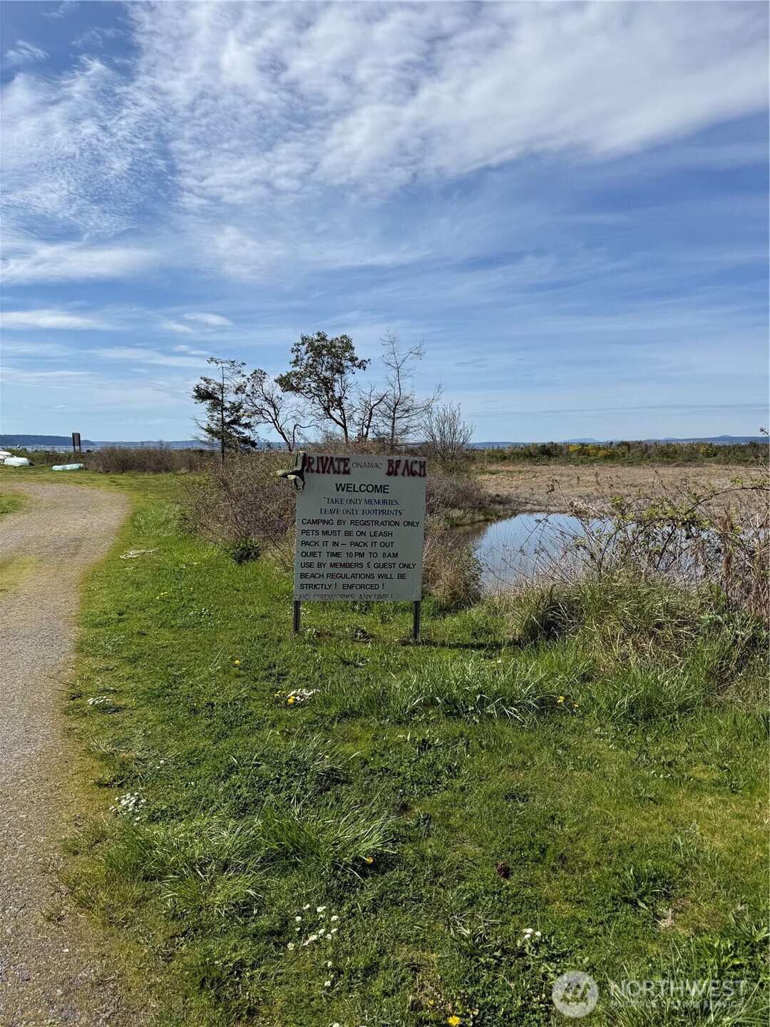 749 Commodore Lane , Camano Island, WA 98282