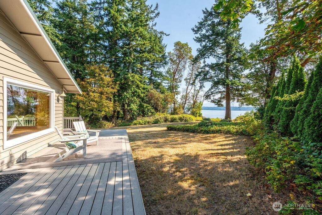 26 G Sound Place , Hat Island, WA 98206