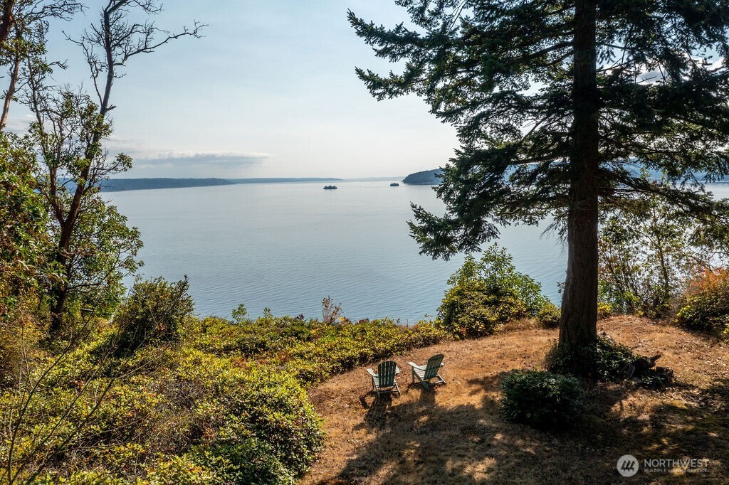 26 G Sound Place , Hat Island, WA 98206
