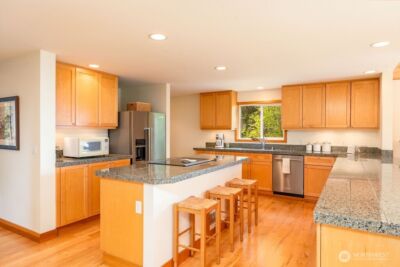 26 G Sound Place , Hat Island, WA 98206 - Photo 10