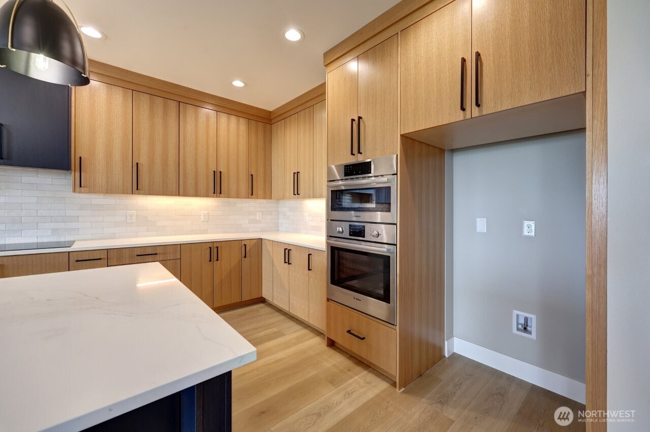 33509 J Place NW, Ocean Park, WA 98640