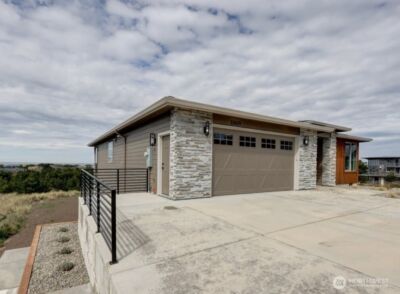 33509 J Place NW, Ocean Park, WA 98640 - Photo 2