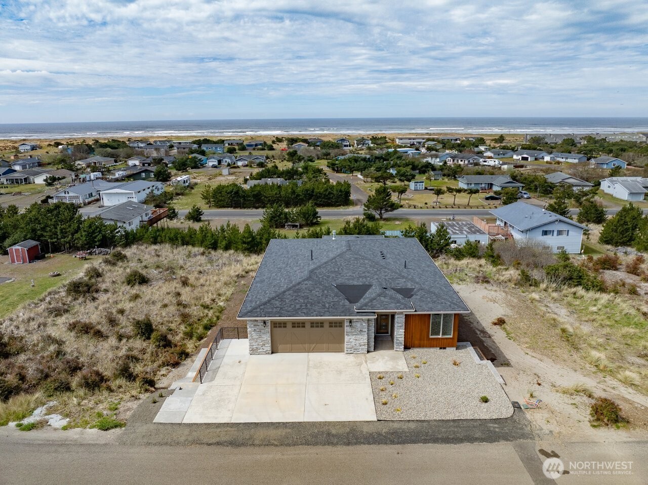 33509 J Place NW, Ocean Park, WA 98640