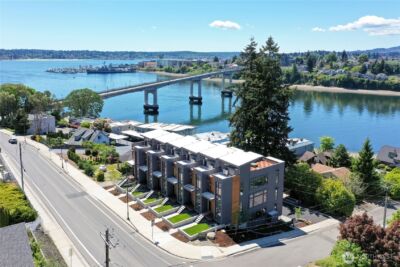 1157 Wheaton Way , Bremerton, WA 98310