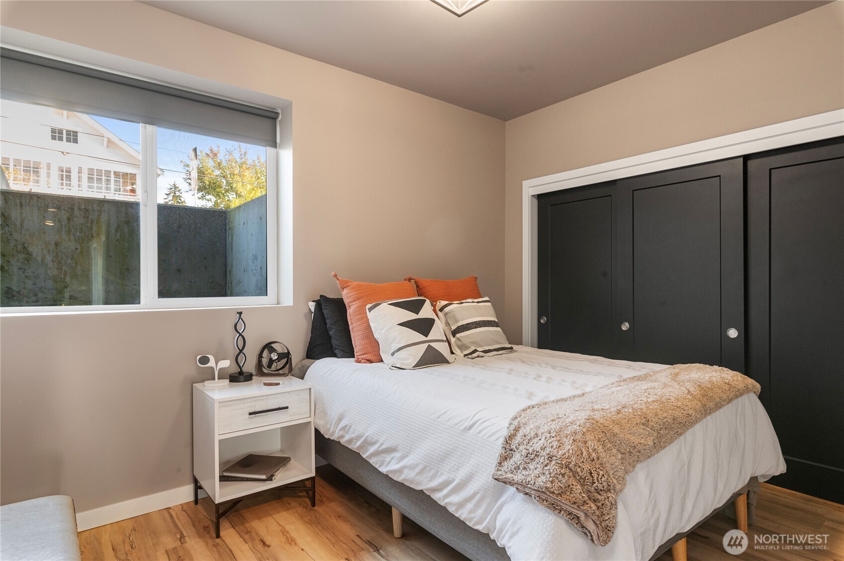 1157 Wheaton Way , Bremerton, WA 98310