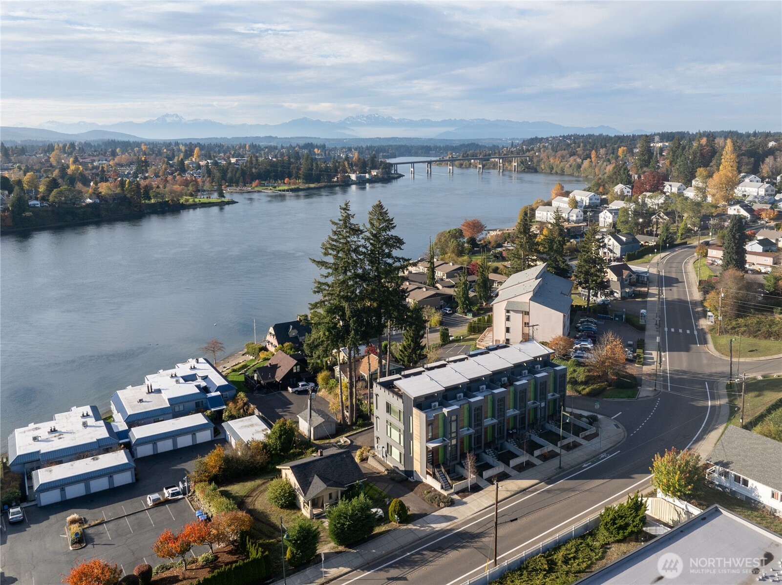 1157 Wheaton Way , Bremerton, WA 98310